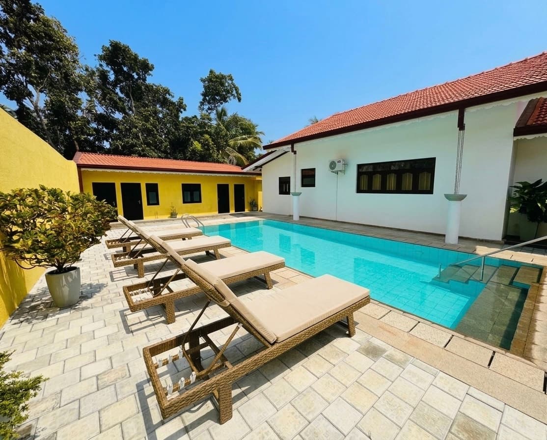Private pool